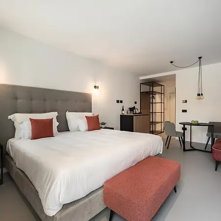 - Palais Hoertenberg Aparthotel *