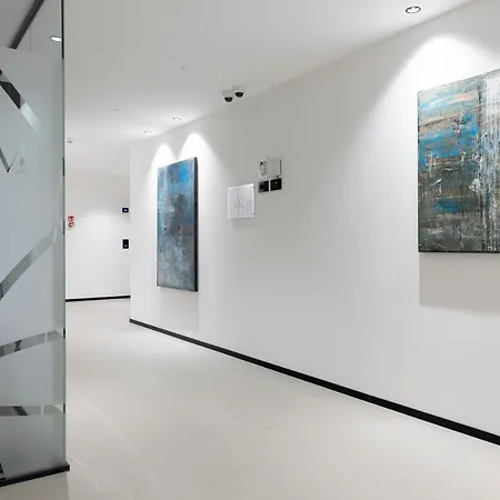 - Palais Hoertenberg Aparthotel *